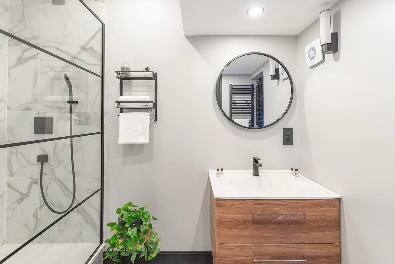 Alpine Retreat Bathroom