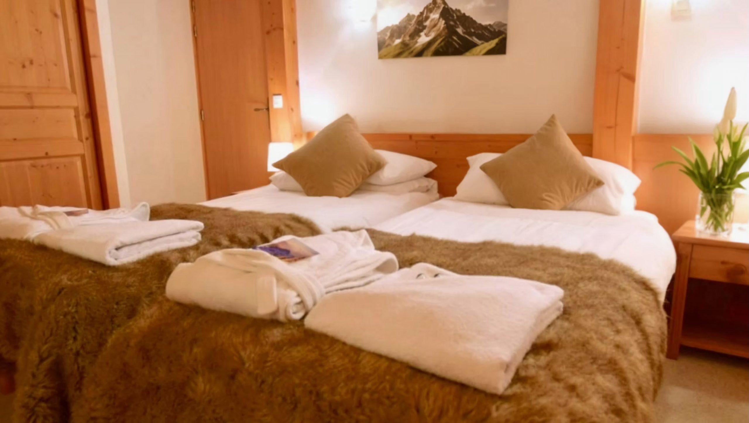 Himalaya Lodge Bedroom scaled